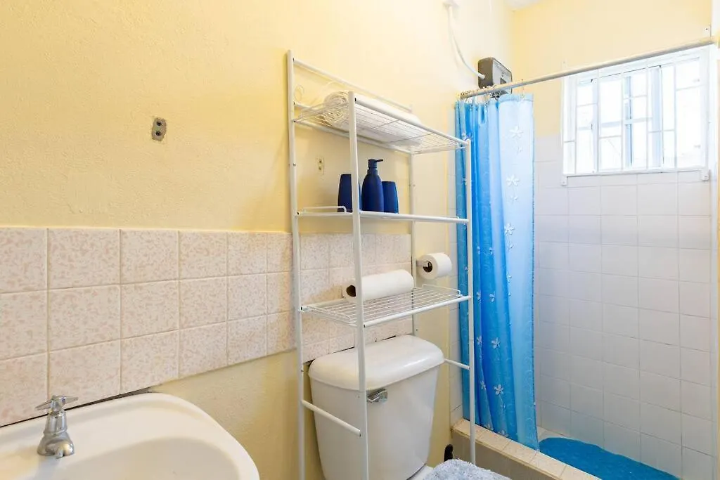Apartment The Pearl I Near Us Embassy, Stadium, 3Br 2Ba Townhouse Liguanea