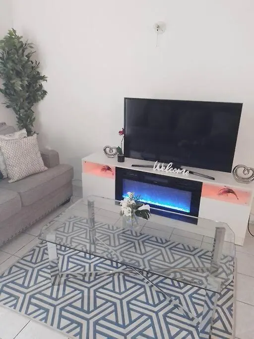 The Pearl I Near Us Embassy, Stadium, 3Br 2Ba Townhouse Liguanea 0*,