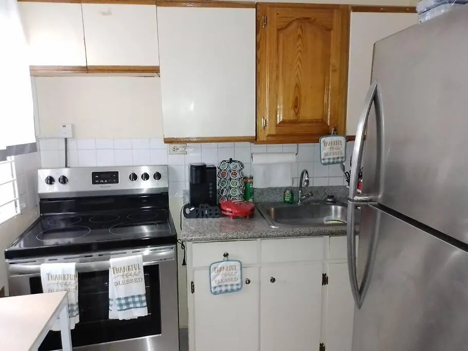 Apartment The Pearl I Near Us Embassy, Stadium, 3Br 2Ba Townhouse Liguanea Jamaica